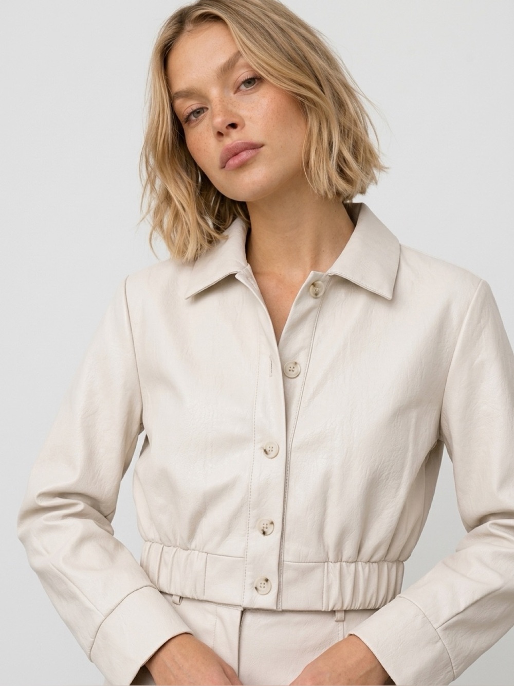 Cropped Cream Button-Front Jacket by Zara